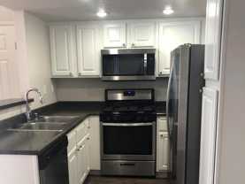 1885 San Remo Dr - Photo 1 of 1