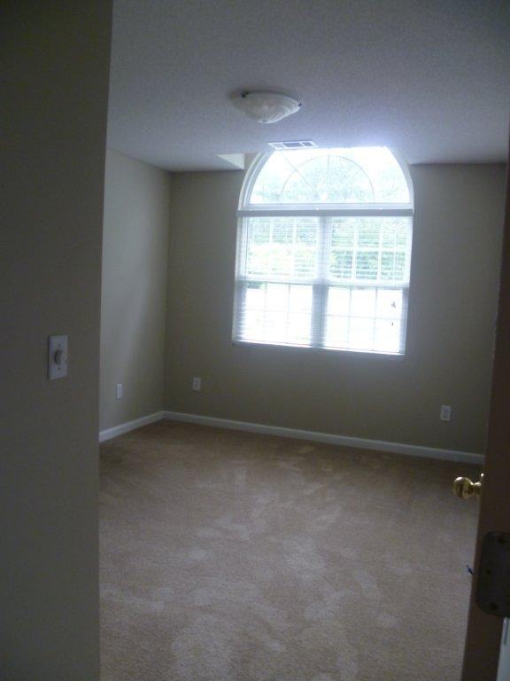 100 Pecan Point - Photo 2 of 10