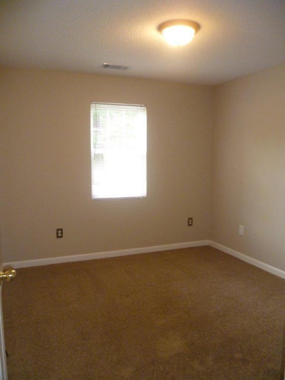 100 Pecan Point - Photo 3 of 10