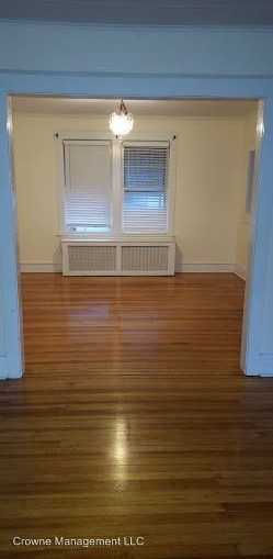 165 Watching Ave. - Photo 3 of 10