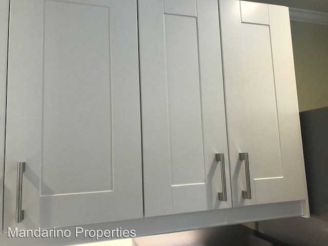 220 Palisades Drive - Photo 3 of 15