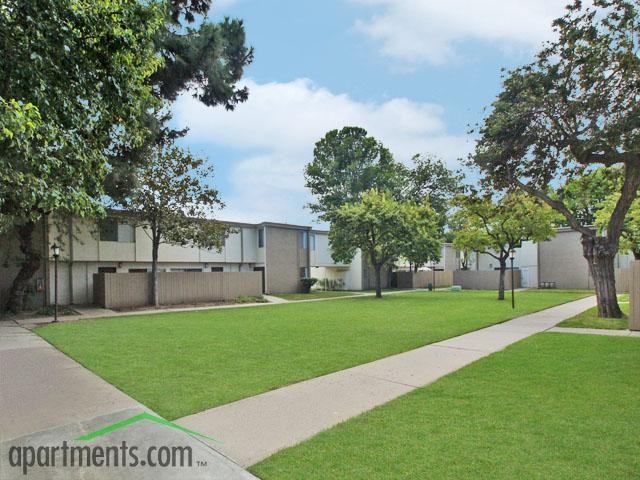 Villa Palazzo Apartments - Photo 3 of 23