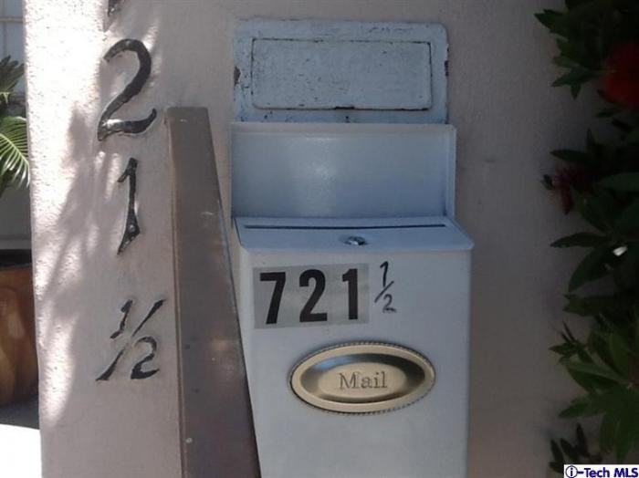 721 W Glenoaks Boulevard - Photo 2 of 27