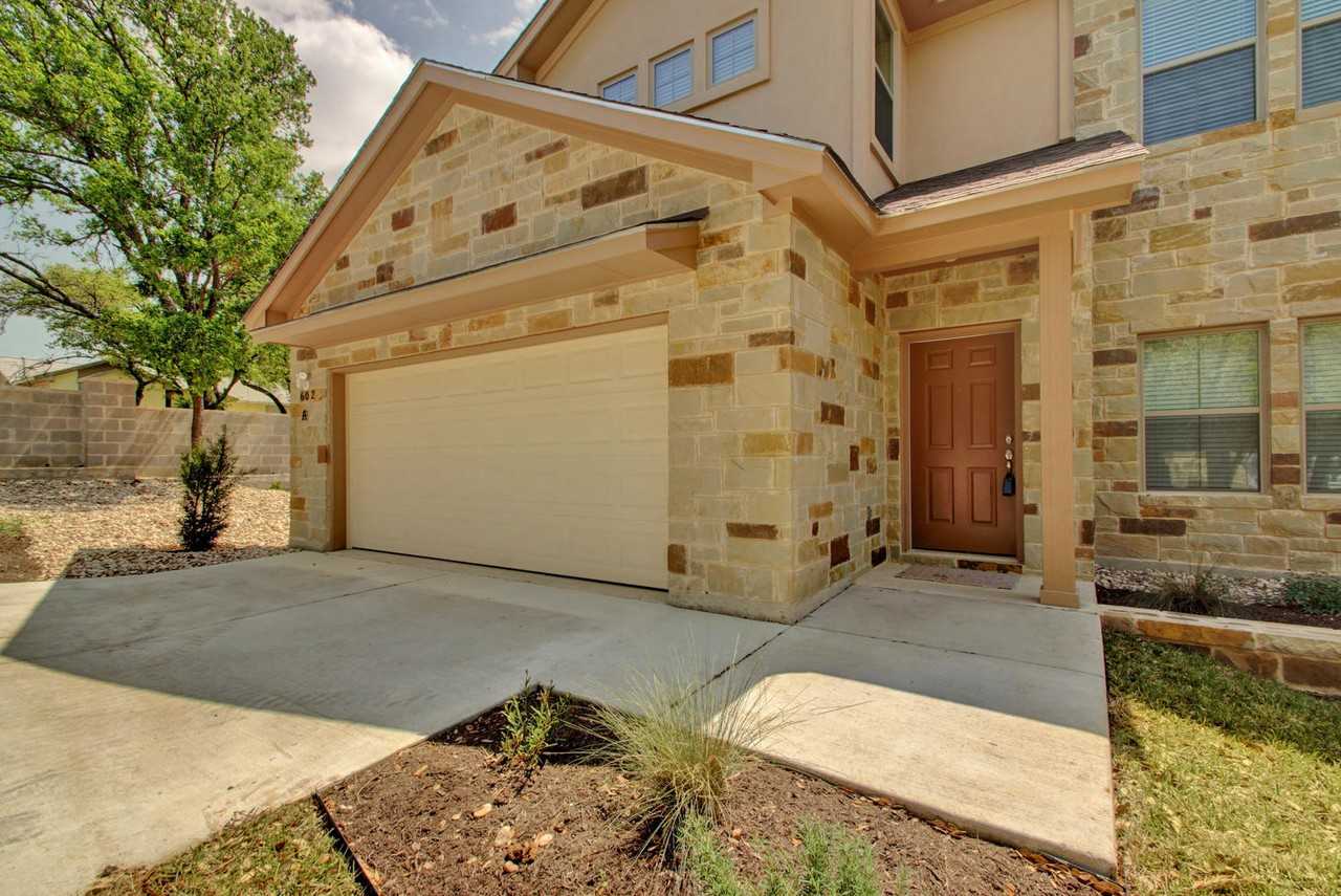 602 Colt St - Photo 4 of 6