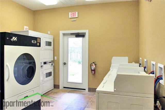 Mariner's Cay Apartments - Photo 2 of 27