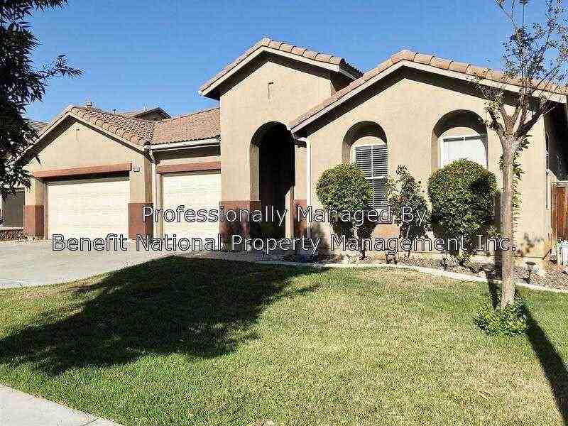 33711 Shamrock Lane - Photo 2 of 26