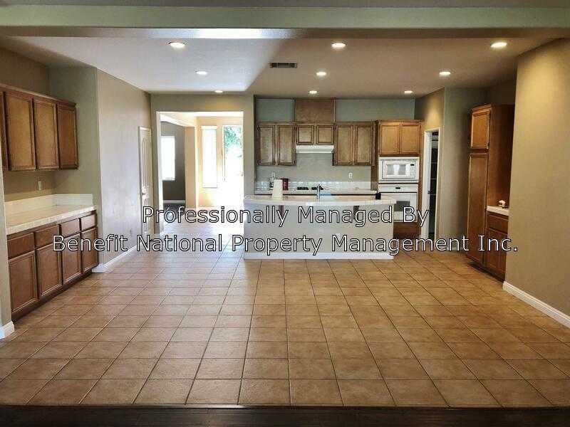 33711 Shamrock Lane - Photo 3 of 26