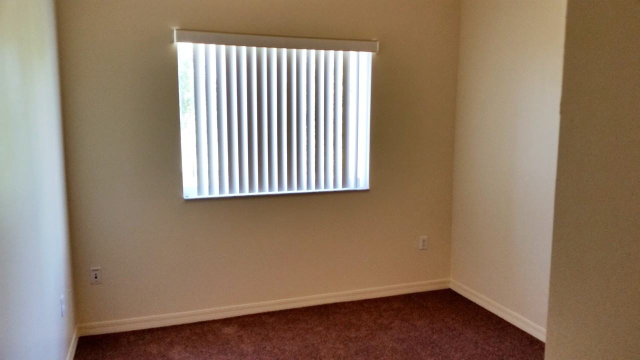 7085 Nova Dr - Photo 2 of 15