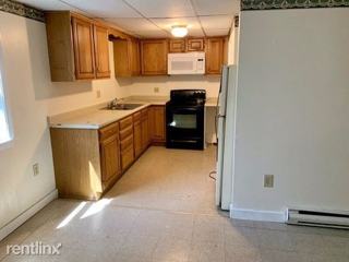 6 Falmouth St Lawrence Ma 01843 2 Bedroom Apartment For