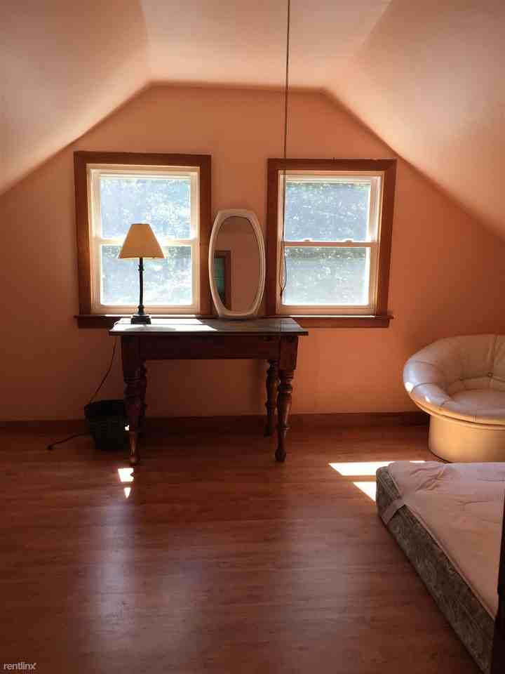 44 Steep Hill Lane #2 - Photo 3 of 7