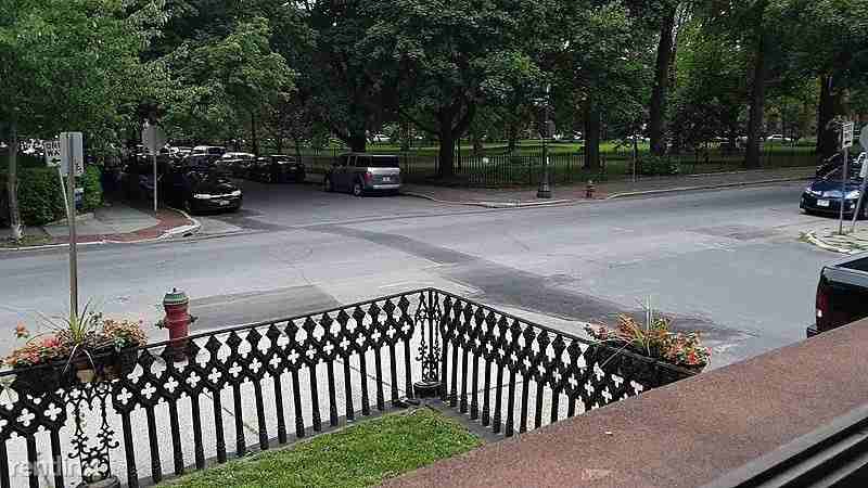 179 2nd Street - Photo 3 of 9