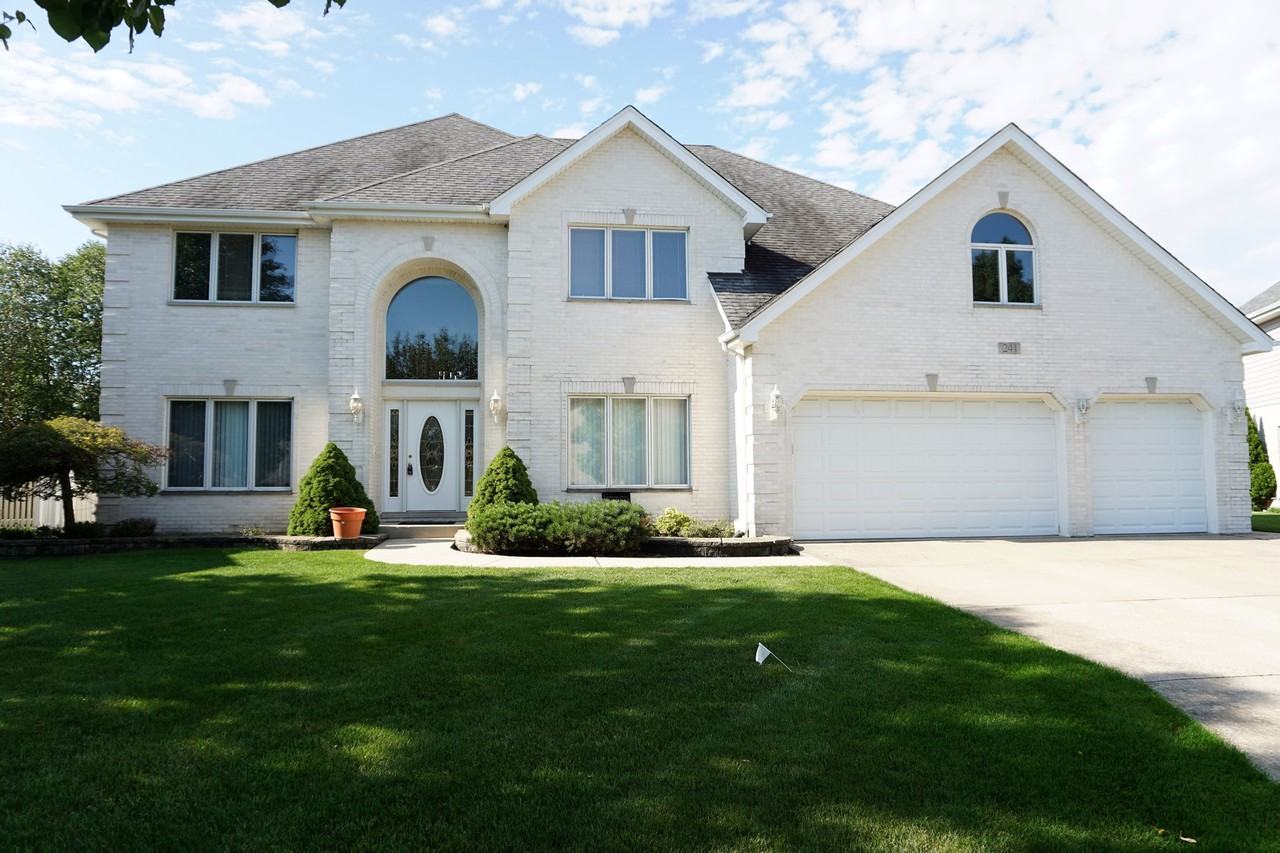 241 Mcwalter Drive, Roselle, IL 60172 4 Bedroom House for Rent for