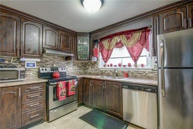 3 Bed 2 Bath Townhouse For Rent Brampton Queen St E