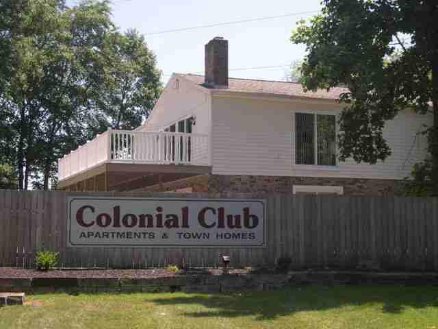 Colonial Club Apartments - Photo 3 of 13