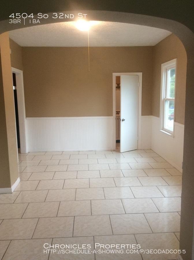 4504 So 32nd St - Photo 2 of 11