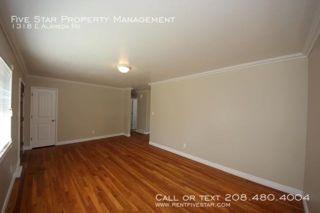1318 E Alameda Rd - Photo 3 of 12