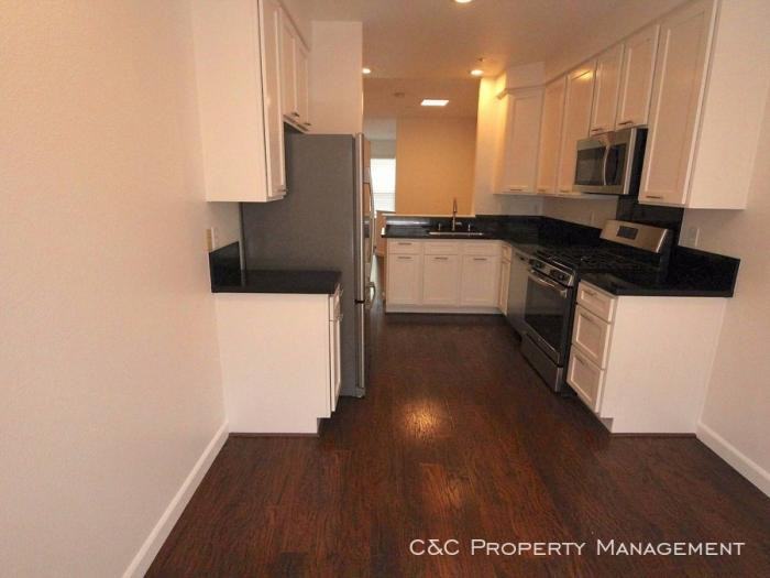 2109 Showers Dr. - Photo 3 of 11