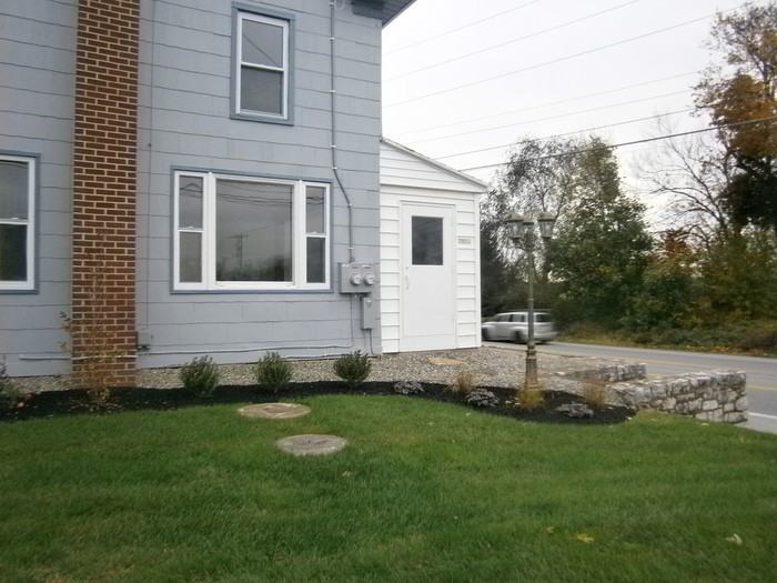 7322 Lincoln Highway - Photo 3 of 21