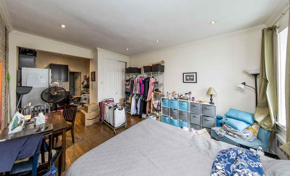 419  East 82nd Street - Photo 3 of 4