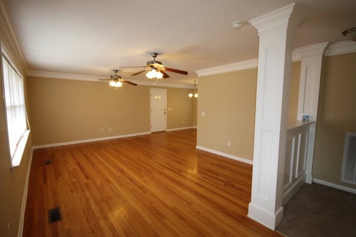 8065 Rhodes - Photo 2 of 21