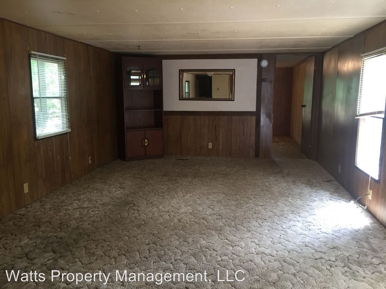 131 Regal Ct - Photo 3 of 11