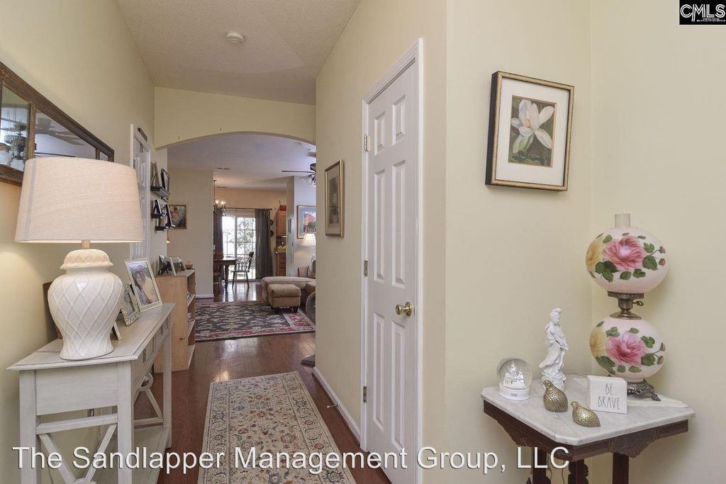 121 Windstone Drive - Photo 2 of 17