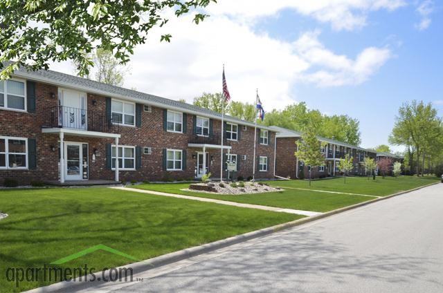 Roland Lane Apartments - Photo 2 of 7