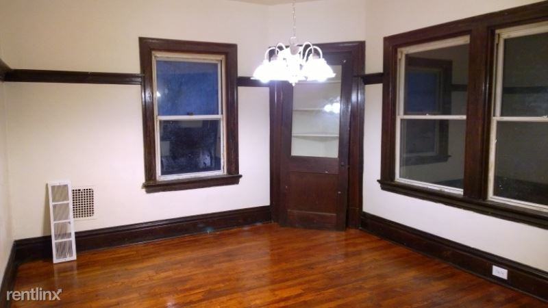 3532 Brighton Rd Lower - Photo 2 of 8