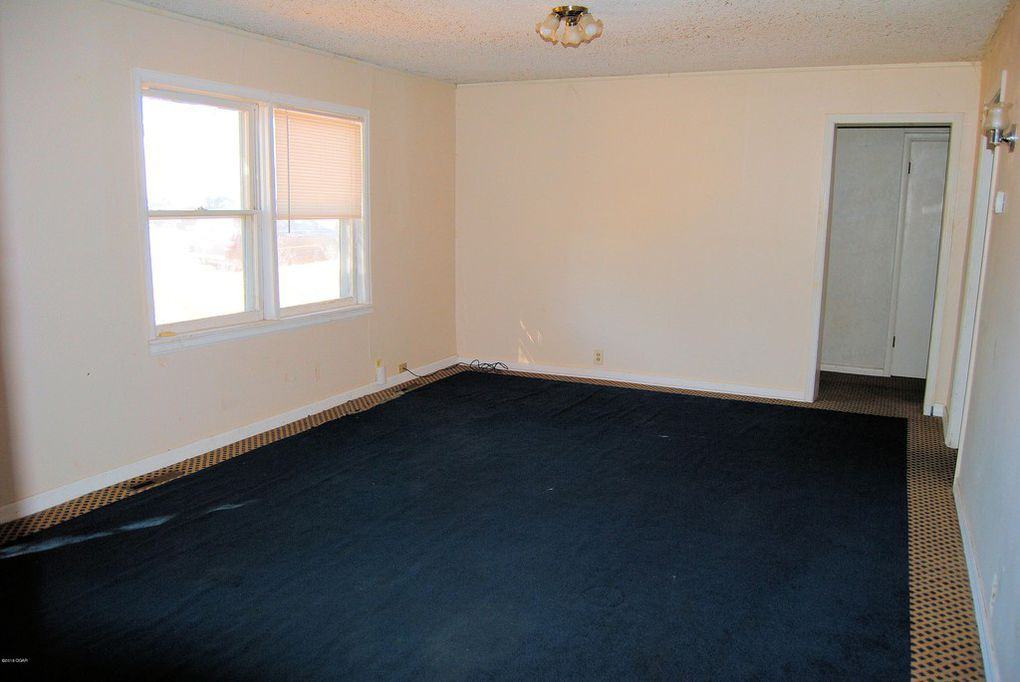 716 S Highland Ave - Photo 2 of 5