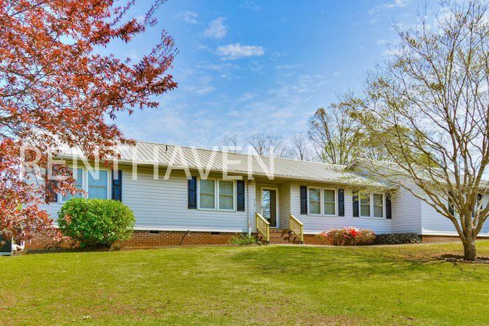 410 Stonehaven Drive - Photo 2 of 29