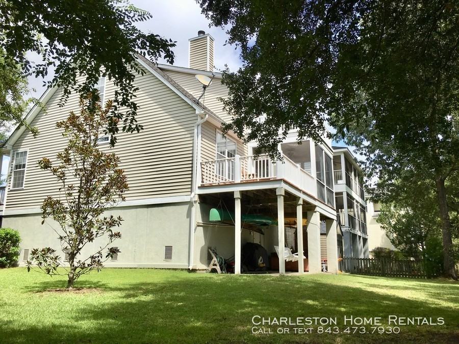 322 Arlington Drive - Photo 2 of 24