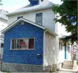 477 Boyd Ave Winnipeg Mb R2w 1p7 3 Bedroom Apartment For