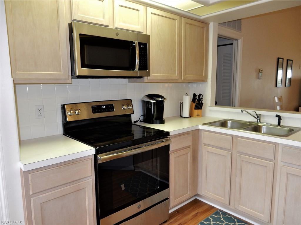 28072 Cavendish Ct 2209 - Photo 3 of 26