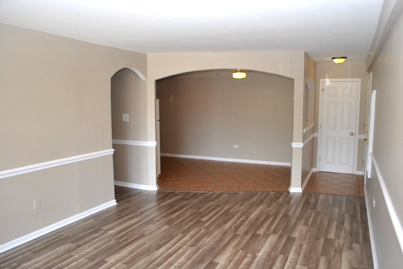 8560 W 102nd Ter 5-209 - Photo 2 of 14