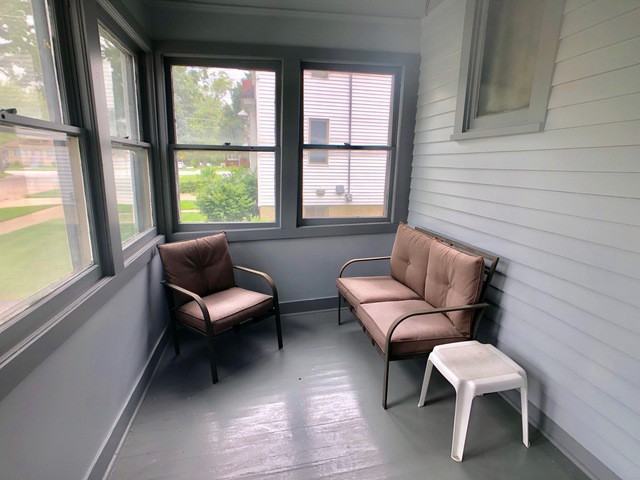 861 Illinois - Photo 2 of 6