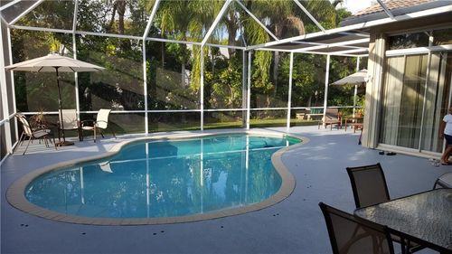 10719 Northwest 49th Manor - Photo 3 of 8