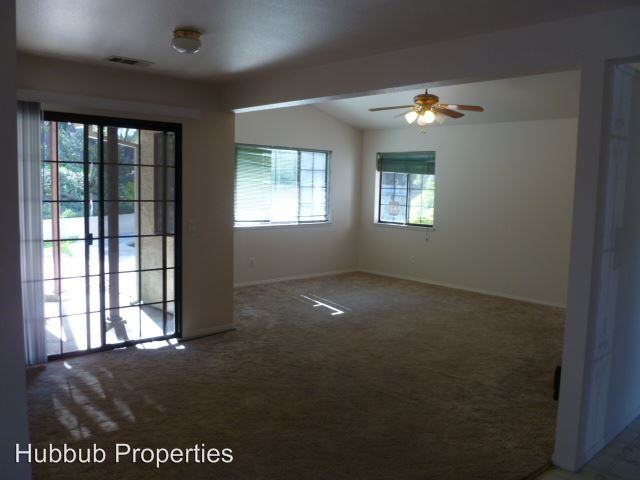 1785 Soda Springs Cir. - Photo 3 of 4