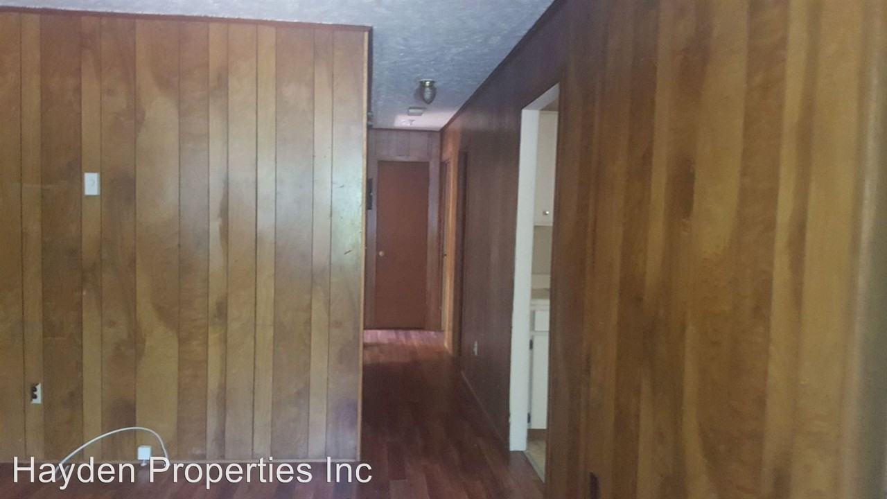 117 Westwood Dr - Photo 3 of 11