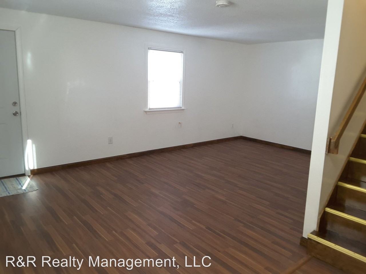 2 Farwell Street A - Photo 2 of 9