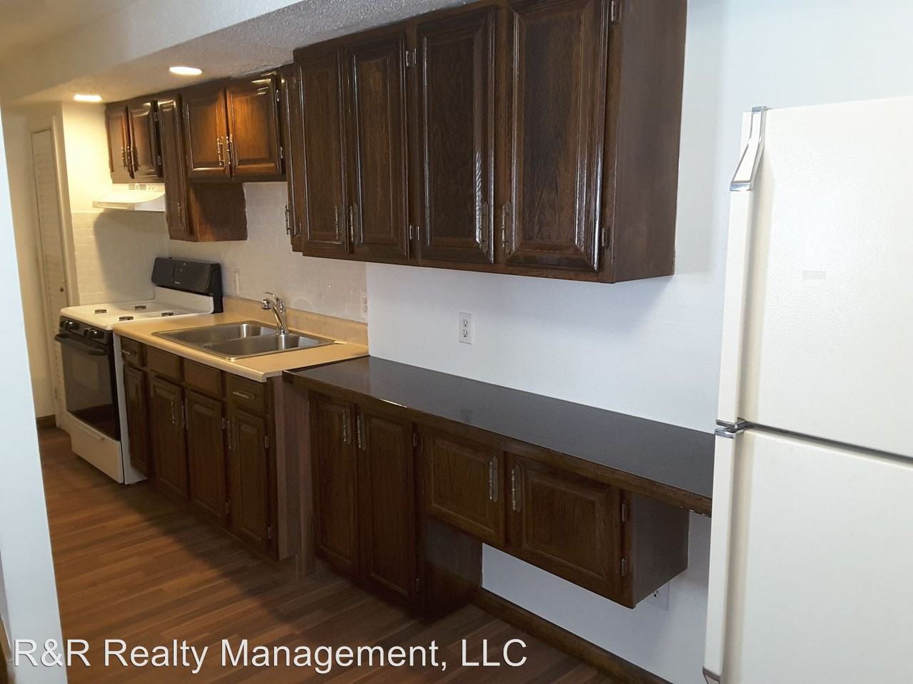 2 Farwell Street A - Photo 3 of 9