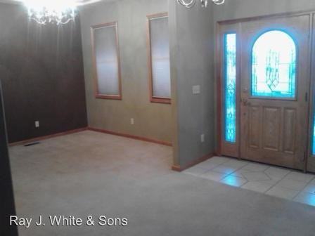 1600 Wheatlands Ave - Photo 2 of 13
