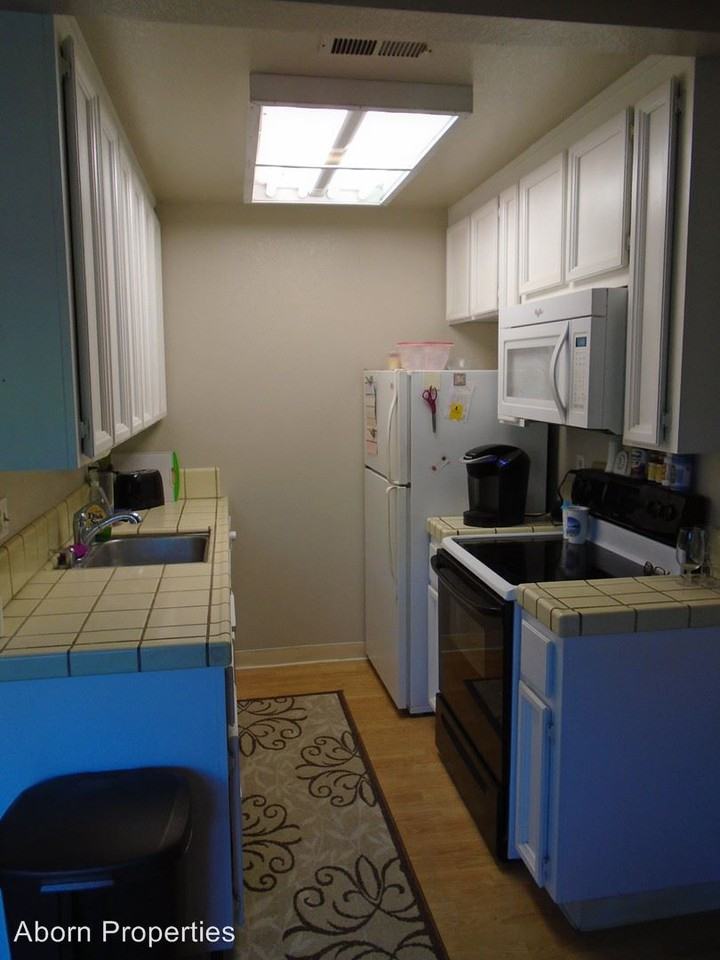 5534 Makati Circle - Photo 3 of 14