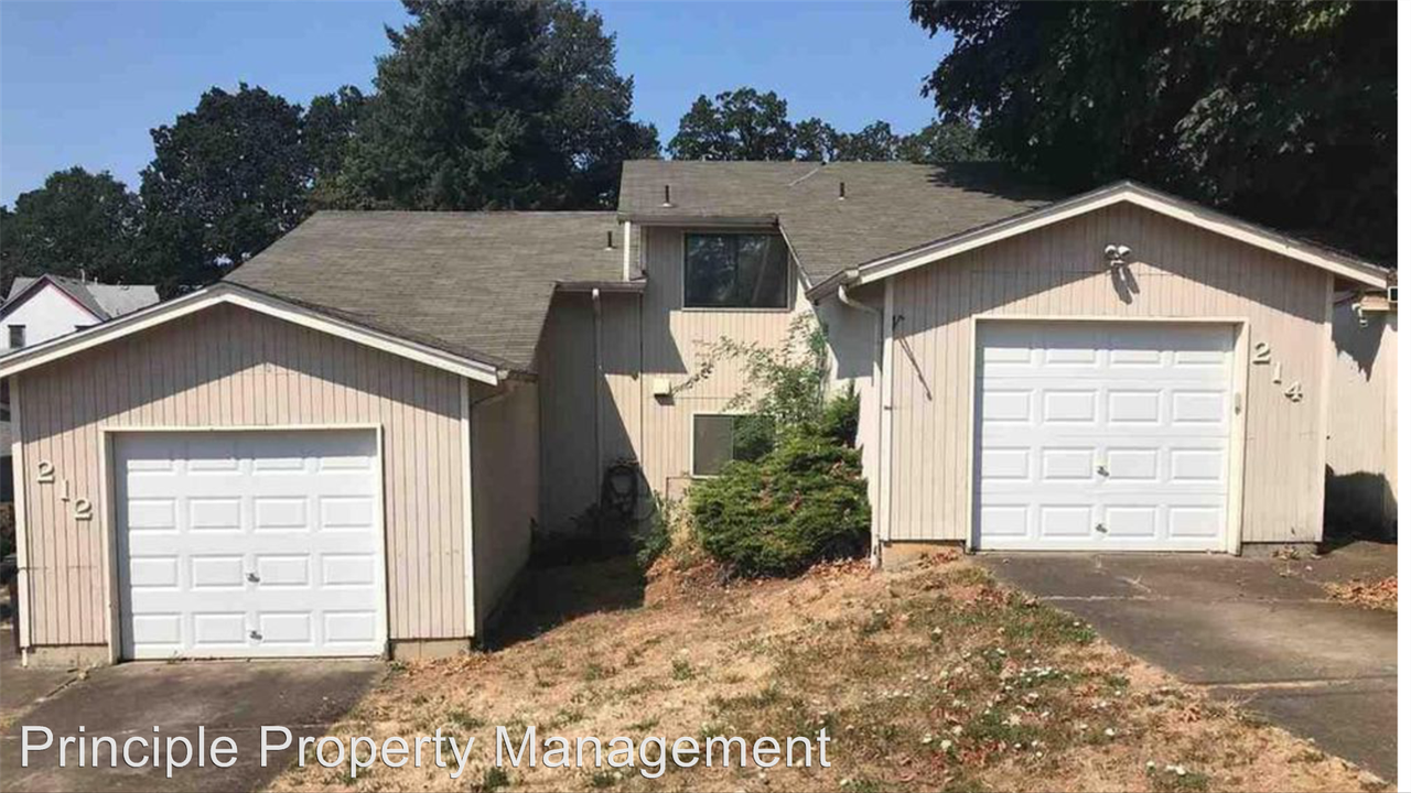 212 - 214 N 9th st - Photo 2 of 17