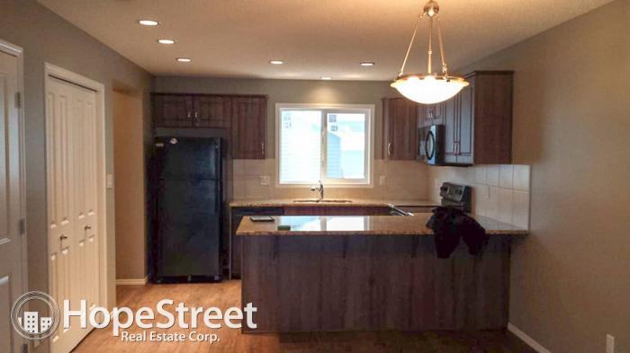 2220 78 Street Sw - Photo 3 of 9