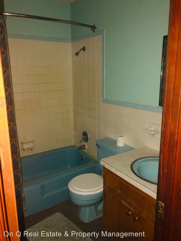 1206 Jewell Drive - Photo 3 of 9