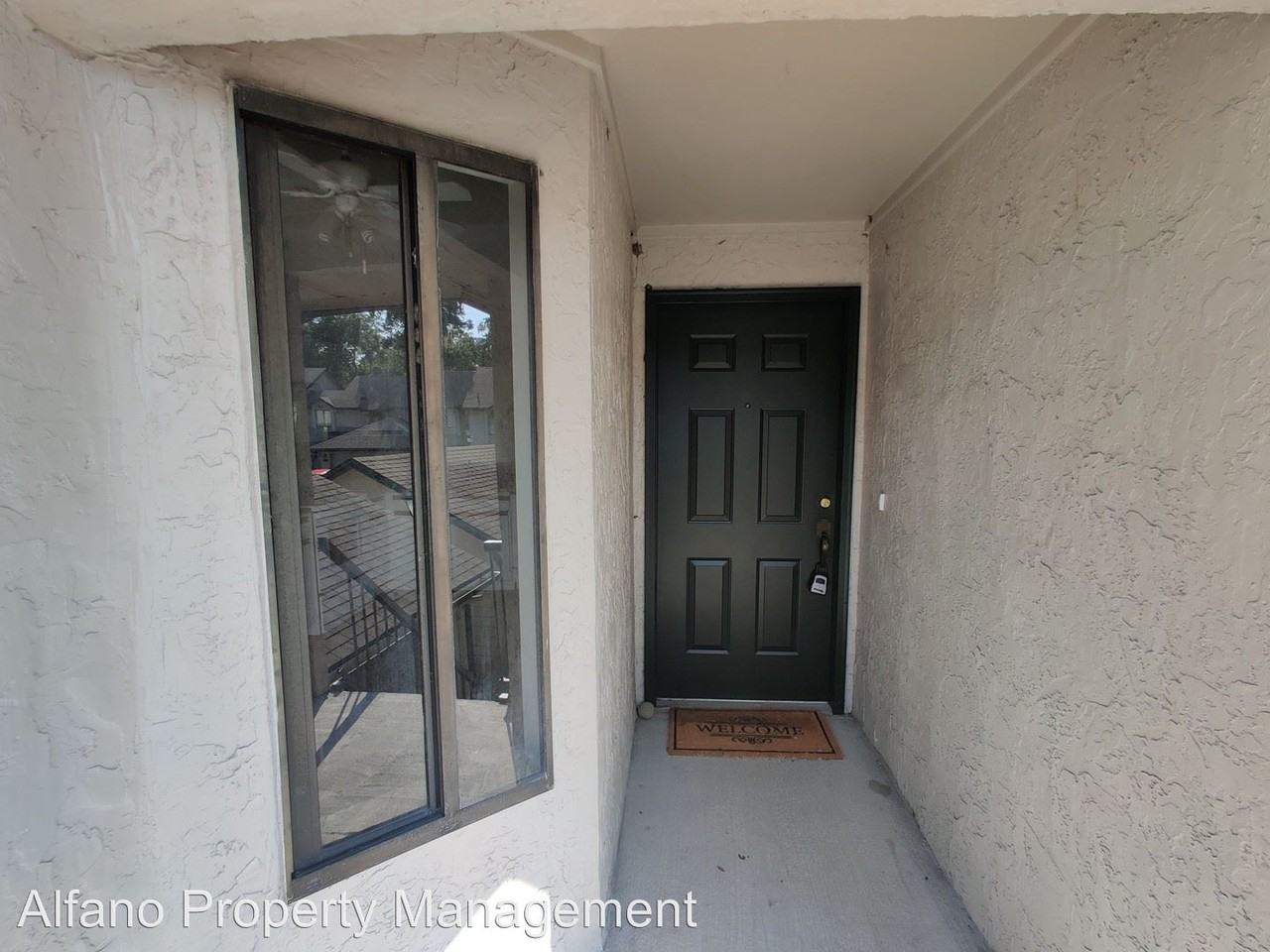 173 Crown Point Circle - Photo 3 of 18