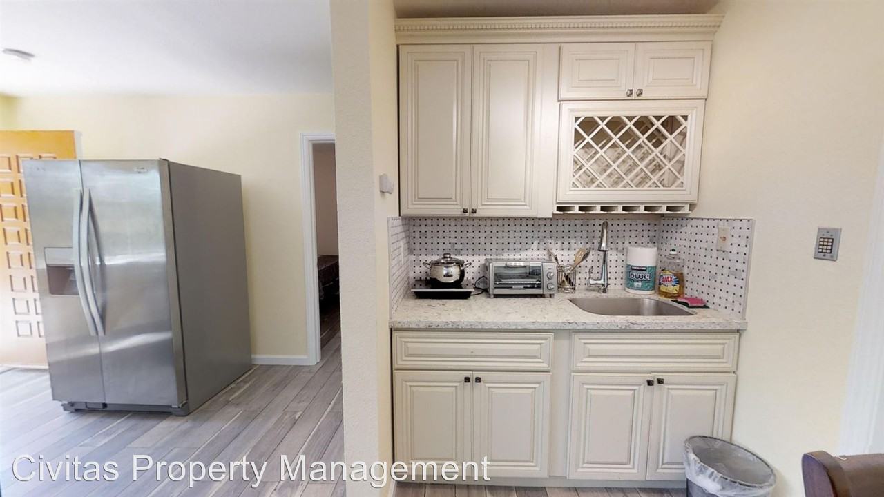 2240 Upland Rd - Photo 3 of 7