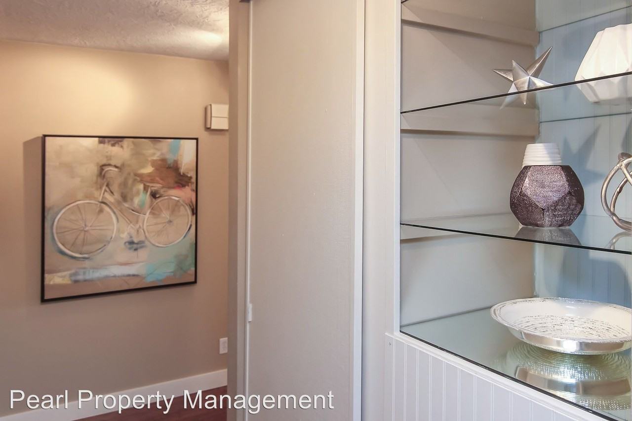 2393 Sw Park Avenue #309 - Photo 3 of 33