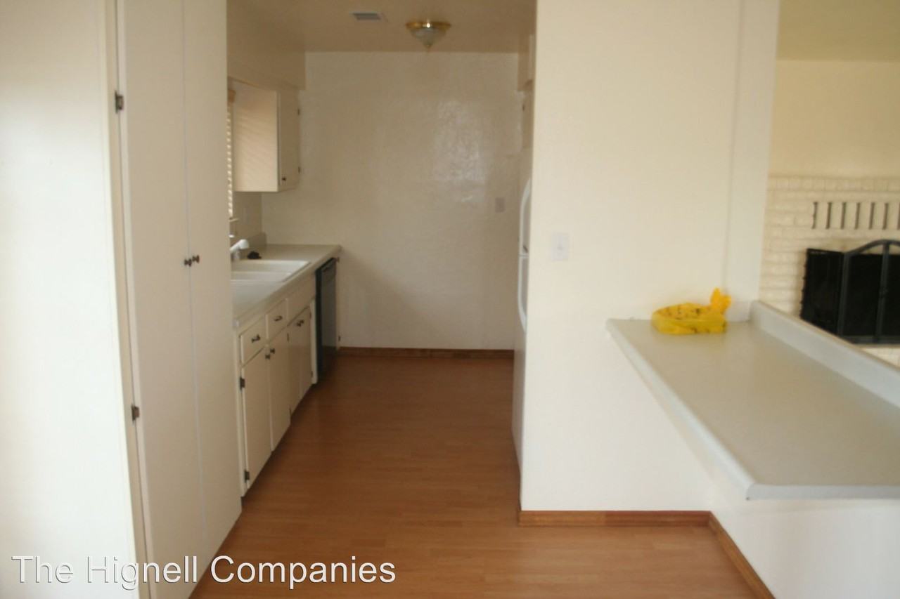 5206 Poplar - Photo 3 of 7