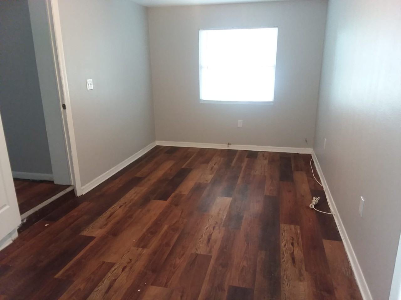 3011 Star St - Photo 3 of 9
